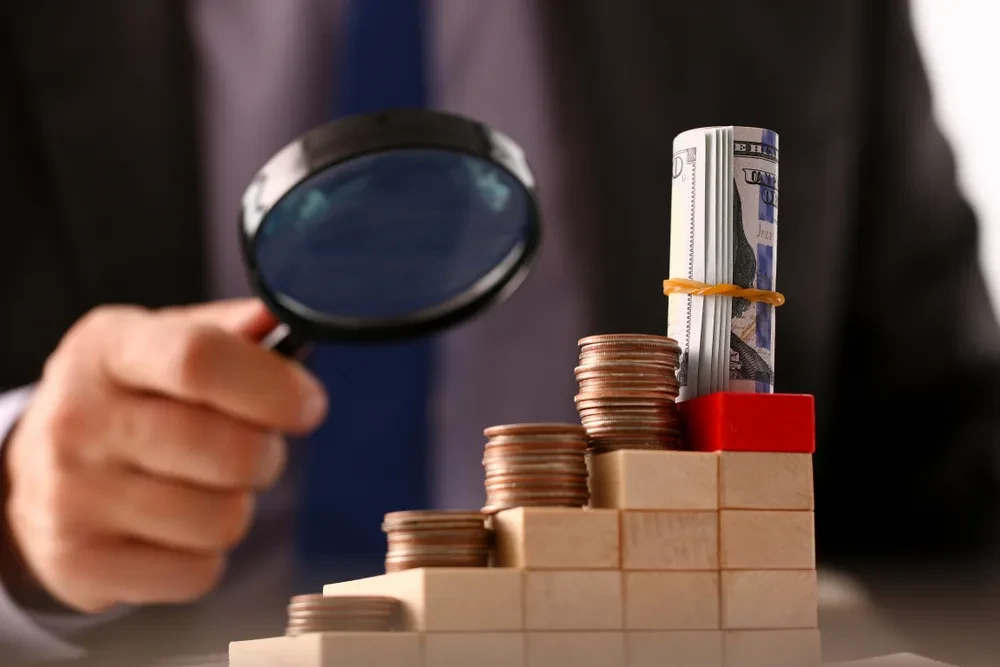 Como funcionam os golpes de investimento em cripto