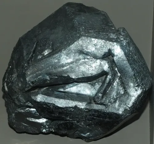 Ilmenite #698