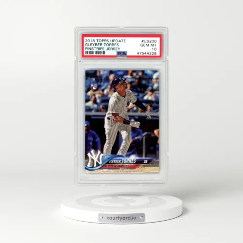 2018 Topps Update #US200 Gleyber Torres - Pinstripe Jersey (PSA 10 GEM MINT)