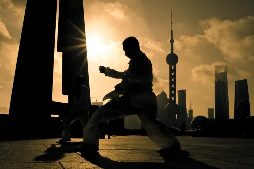 Tai Chi on the Bund #122