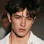 Looksmaxx