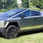 Token Trump new car